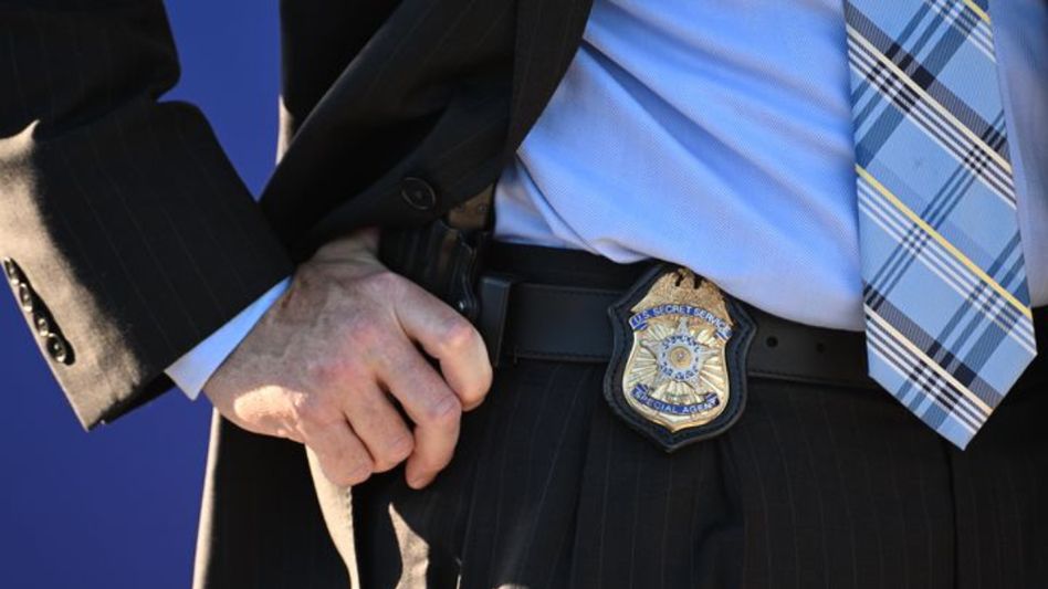 Secret Service agent fires gun amid car break-in while protecting US President's granddaughter Secret Service agent fires gun amid car break-in while protecting US President's granddaughter