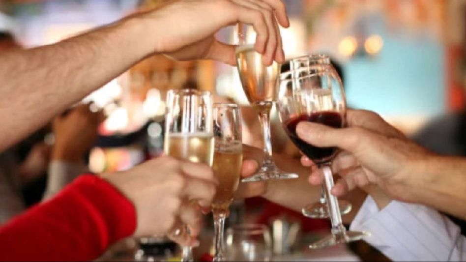 Assam: Guwahati residents spent a staggering Rs 8.5 crore on alcohol on New Year's Eve Assam: Guwahati residents spent a staggering Rs 8.5 crore on alcohol on New Year's Eve