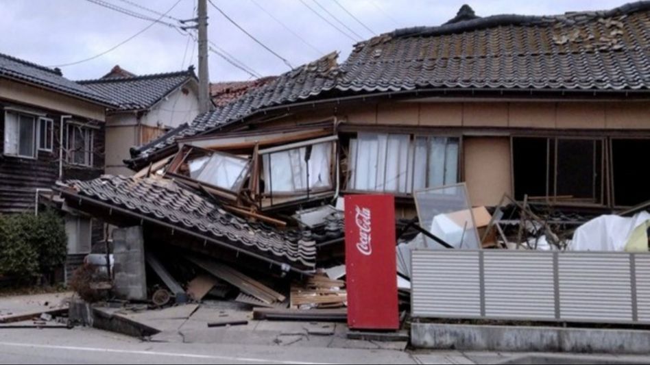 Six killed in 7.5 magnitude earthquake in Japan Six killed in 7.5 magnitude earthquake in Japan