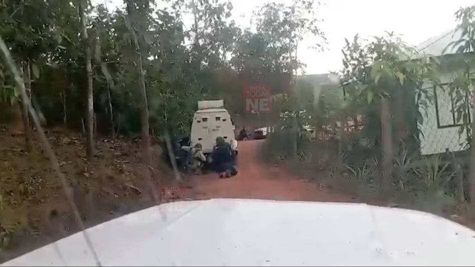 Manipur violence: Armed miscreants ambush security forces with RPG in Moreh; five injured Manipur violence: Armed miscreants ambush security forces with RPG in Moreh; five injured