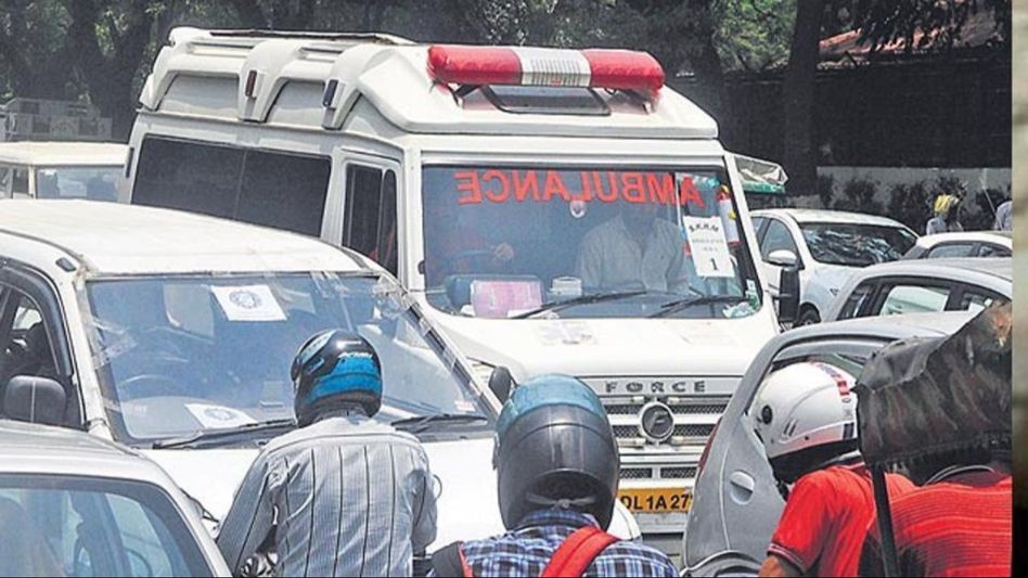Manipur Governor orders distinct sirens for ambulances to avoid confusion Manipur Governor orders distinct sirens for ambulances to avoid confusion