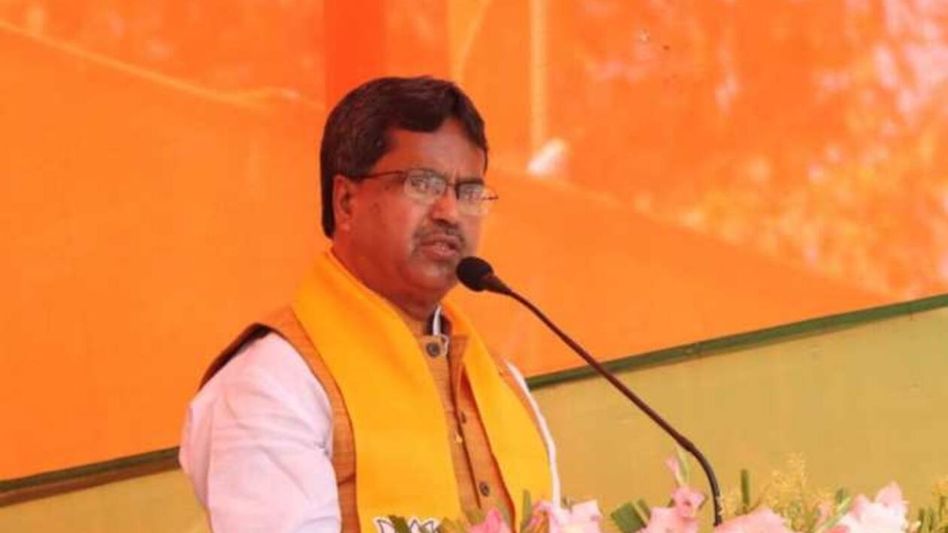Tripura CM on Lok Sabha polls: To maintain development we must gift two lotuses to PM Modi Tripura CM on Lok Sabha polls: To maintain development we must gift two lotuses to PM Modi