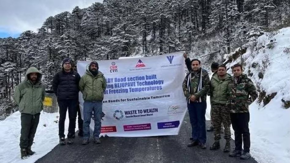 Arunachal Pradesh: Road construction near China border sees usage of indigenous technology Arunachal Pradesh: Road construction near China border sees usage of indigenous technology