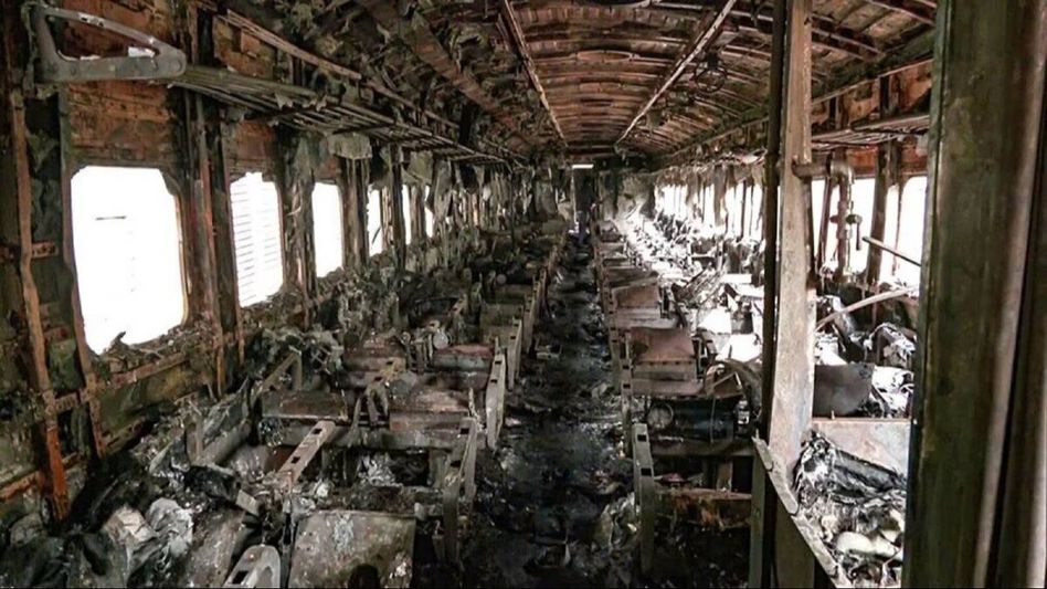 14 polling centres, 2 schools set on fire ahead of polls in Bangladesh 14 polling centres, 2 schools set on fire ahead of polls in Bangladesh