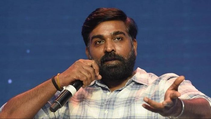 Vijay Sethupathi's Hindi Language reaction at 'Merry Christmas' promotional event goes viral