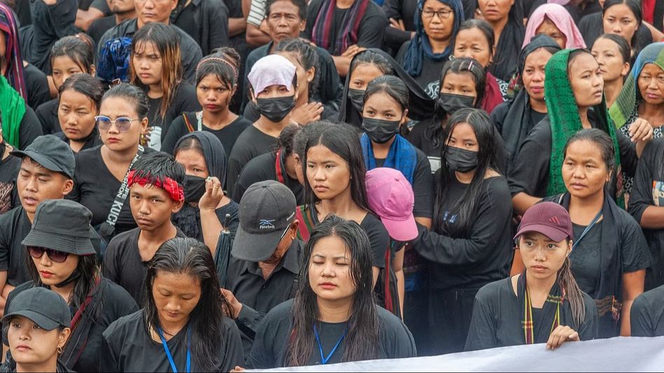 Manipur: Centre asks state to study delisting Kukis, Zomis from ST list Manipur: Centre asks state to study delisting Kukis, Zomis from ST list