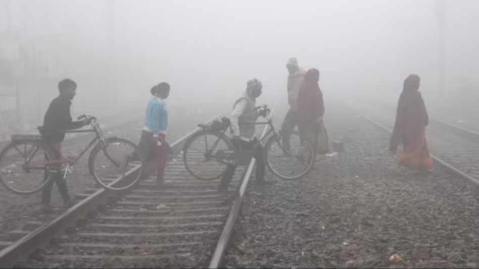 Dense fog alert sounded across Assam, Northeast states Dense fog alert sounded across Assam, Northeast states