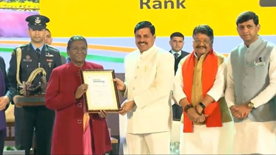 Indore bags cleanest city title for seventh consecutive time Indore bags cleanest city title for seventh consecutive time