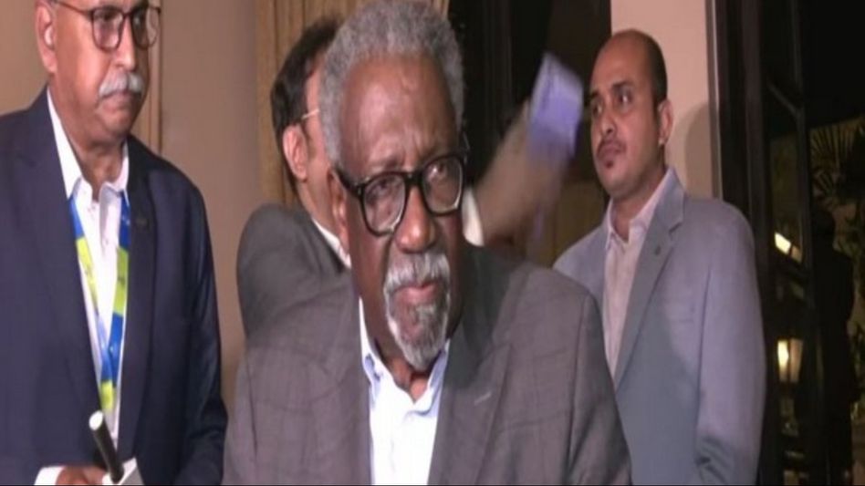 "He can achieve anything": Clive Llyod on Virat Kohli crossing Sachin Tendulkar's 100 centuries in international cricket "He can achieve anything": Clive Llyod on Virat Kohli crossing Sachin Tendulkar's 100 centuries in international cricket