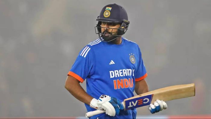 Aakash Chopra criticizes Rohit Sharma's form after Indore T20I