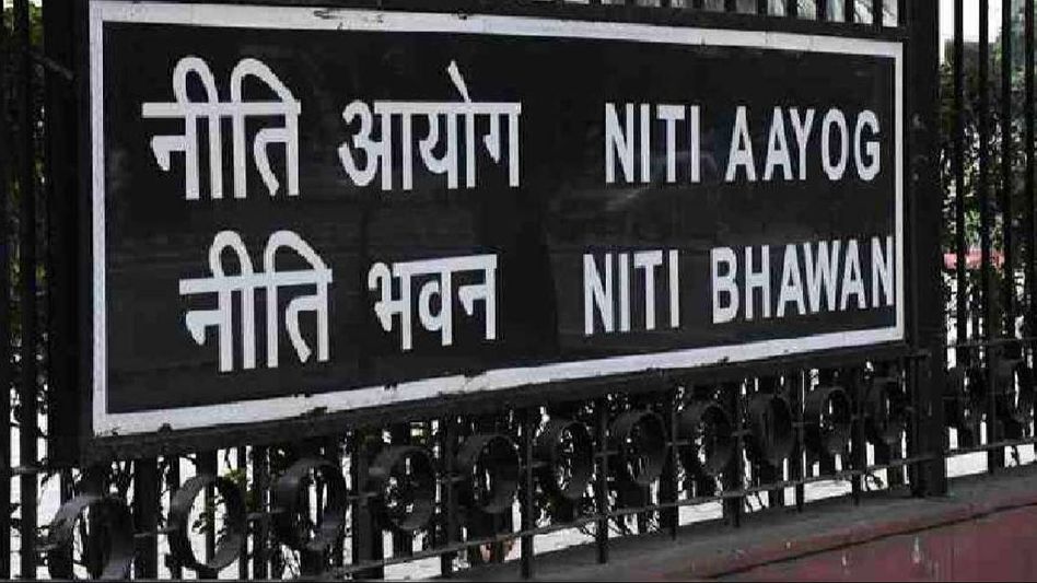 Over 24.8 crore Indians moved out multidimensional poverty in 9 years, states NITI Aayog report Over 24.8 crore Indians moved out multidimensional poverty in 9 years, states NITI Aayog report