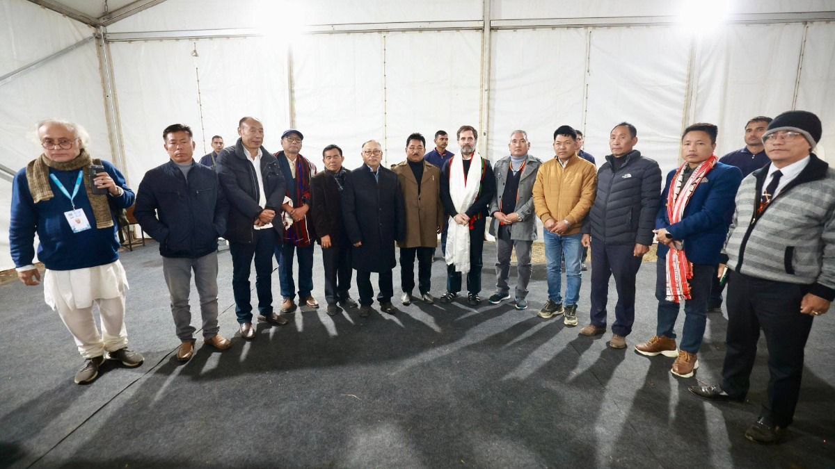 Bharat Jodo Nyay Yatra: Naga Hoho submits memorandum to Rahul Gandhi Bharat Jodo Nyay Yatra: Naga Hoho submits memorandum to Rahul Gandhi