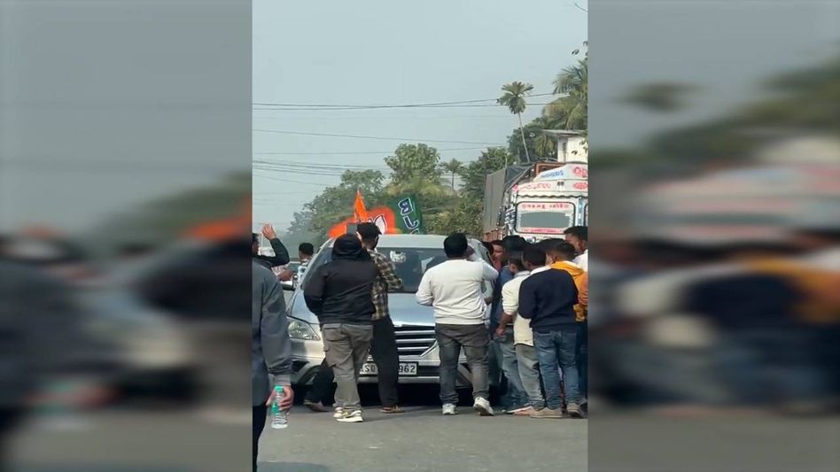 Assam CM orders police enquiry into alleged attack on Jairam Ramesh's car Assam CM orders police enquiry into alleged attack on Jairam Ramesh's car