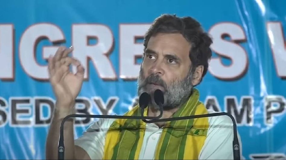 Media tells you about Aishwarya Rai but doesn't raise people's issues: Rahul Gandhi Media tells you about Aishwarya Rai but doesn't raise people's issues: Rahul Gandhi