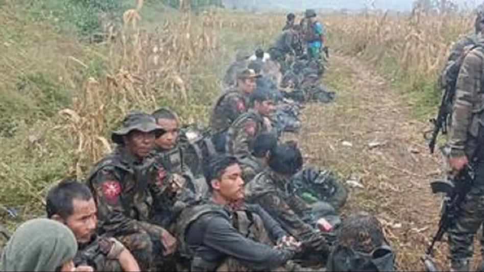 India sends back remaining 92 Myanmar soldiers who fled to Mizoram India sends back remaining 92 Myanmar soldiers who fled to Mizoram