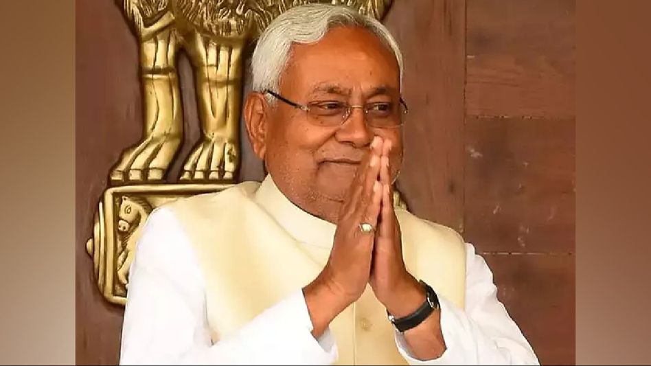 Bihar political crisis: Nitish Kumar likely to resign today, to stake claim for new government Bihar political crisis: Nitish Kumar likely to resign today, to stake claim for new government