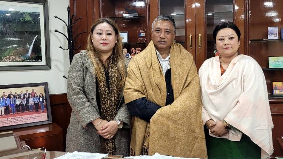 Sikkim BJP Mahila Morcha leaders meet Meghalaya minister AL Hek Sikkim BJP Mahila Morcha leaders meet Meghalaya minister AL Hek