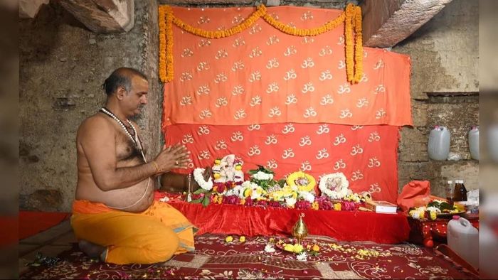 Allahabad HC denies relief to Gyanvapi Mosque Committee, says puja inside complex to continue