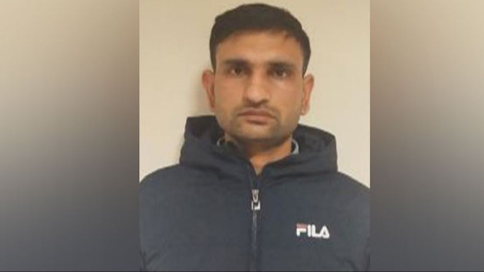 UP's anti-terrorist squad arrests Indian embassy worker in Moscow for sharing 'confidential' data with Pak's ISI UP's anti-terrorist squad arrests Indian embassy worker in Moscow for sharing 'confidential' data with Pak's ISI