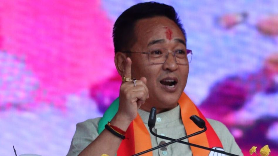 Sikkim CM turns 57; PM Modi and HM Amit Shah extend birthday wishes Sikkim CM turns 57; PM Modi and HM Amit Shah extend birthday wishes