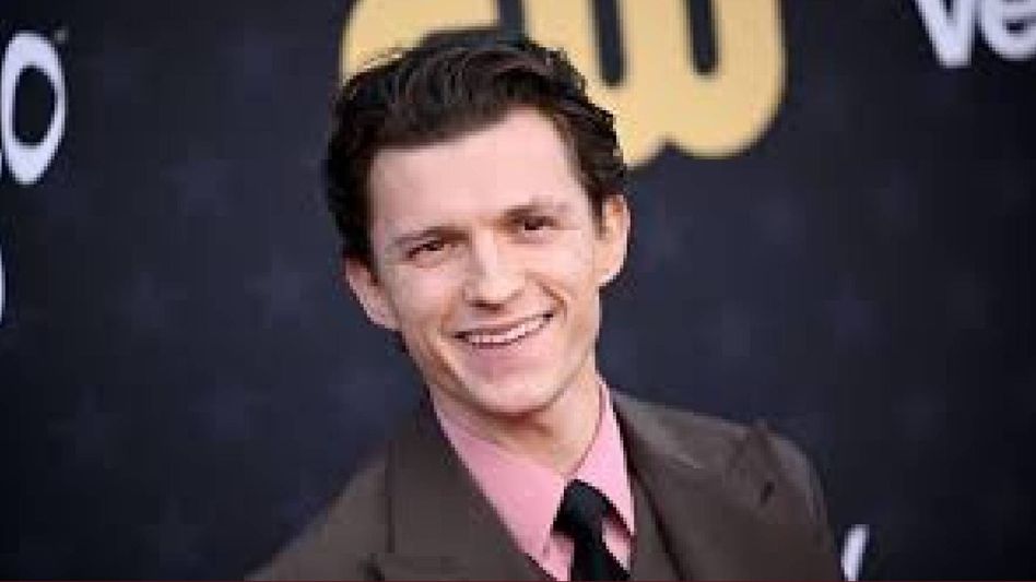Tom Holland makes theatre comeback in Romeo and Juliet Tom Holland makes theatre comeback in Romeo and Juliet