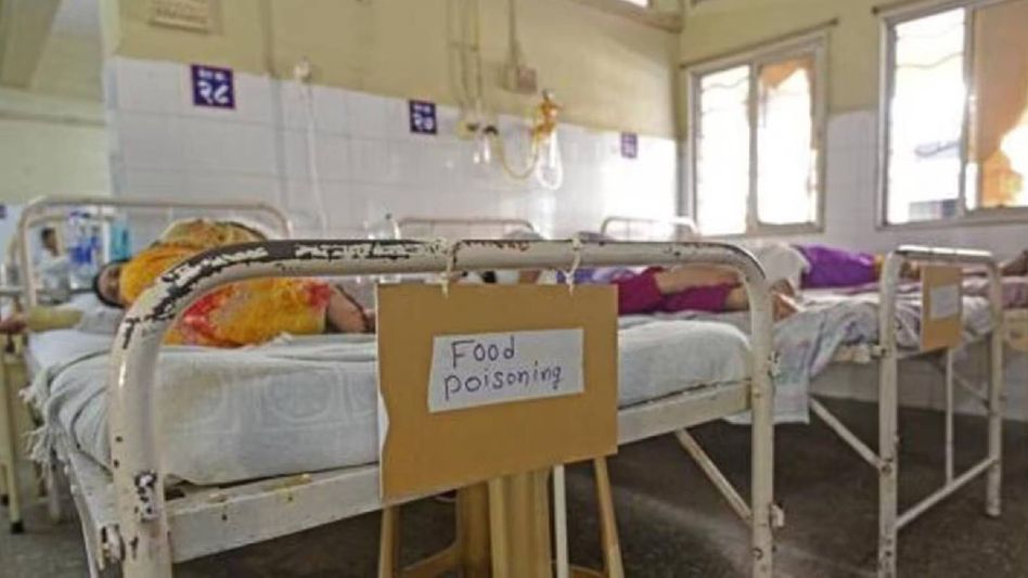 Food poisoning hits nearly 2,000 after Maharashtra religious event Food poisoning hits nearly 2,000 after Maharashtra religious event