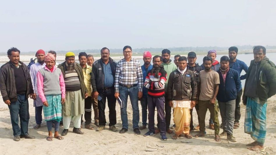 Assam: Dhubri fisheries department conducts awareness against illicit fishing Assam: Dhubri fisheries department conducts awareness against illicit fishing