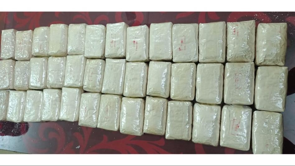 Tripura: Two held with Yaba tablets worth Rs 78 lakh Tripura: Two held with Yaba tablets worth Rs 78 lakh