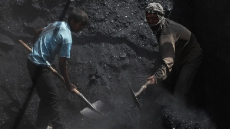 Meghalaya HC's single member committee recommends auction of reassessed coal by March 31 Meghalaya HC's single member committee recommends auction of reassessed coal by March 31