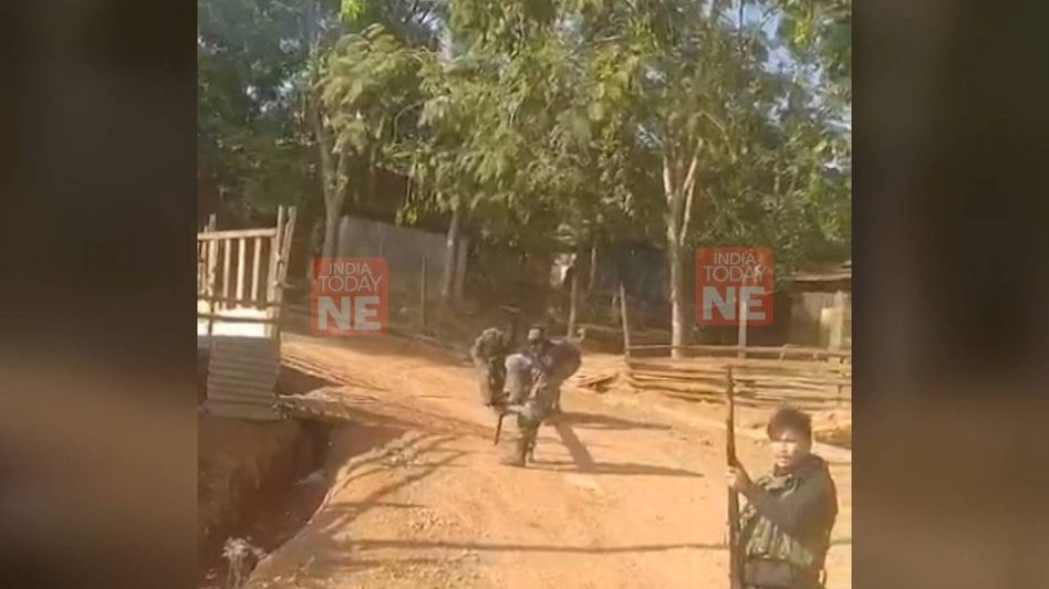 Manipur: Meitei body seeks abrogation of SoO after viral video of alleged standoff between security forces and armed miscreants Manipur: Meitei body seeks abrogation of SoO after viral video of alleged standoff between security forces and armed miscreants