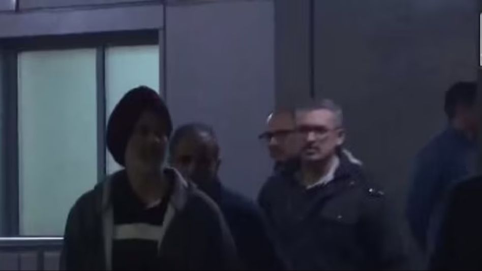 Qatar frees 8 veteran Indian Navy men jailed on espionage charges, 7 return to India Qatar frees 8 veteran Indian Navy men jailed on espionage charges, 7 return to India