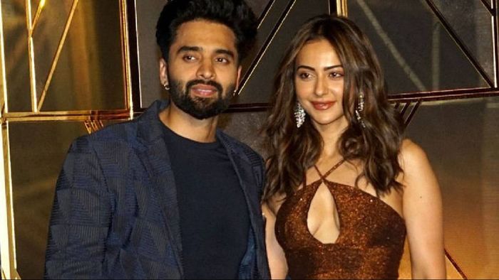 Rakul Preet Singh and Jackky Bhagnani's wedding invitation features a floral theme