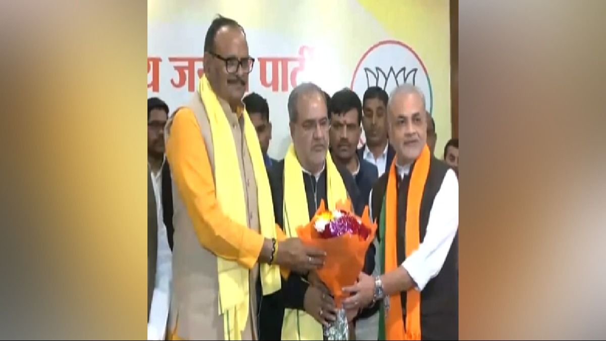Vibhakar Shastri, grandson of Lal Bahadur Shastri joins BJP after quitting Congress Vibhakar Shastri, grandson of Lal Bahadur Shastri joins BJP after quitting Congress