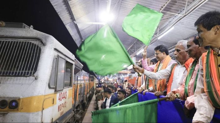 Tripura: Over 400 people leave for Ram Mandir after CM Manik Saha flags off Astha special train for Ayodhya