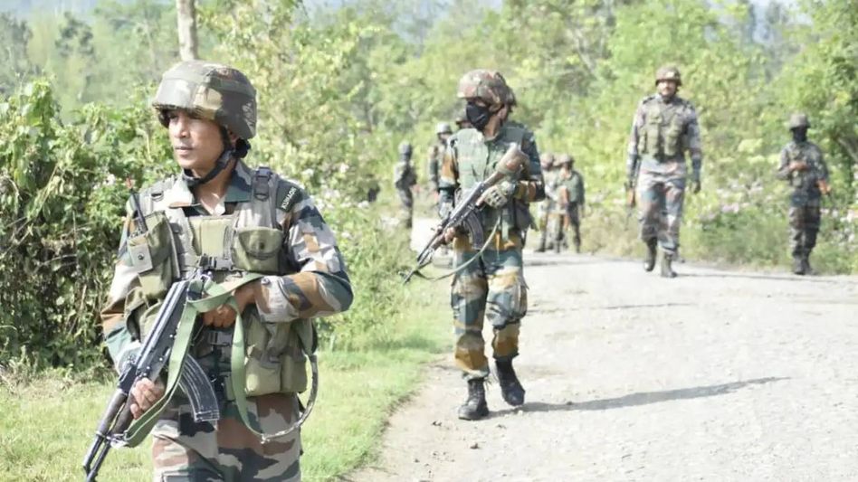 Manipur: 7 personnel suspended in looting of arms from IRB camp Manipur: 7 personnel suspended in looting of arms from IRB camp