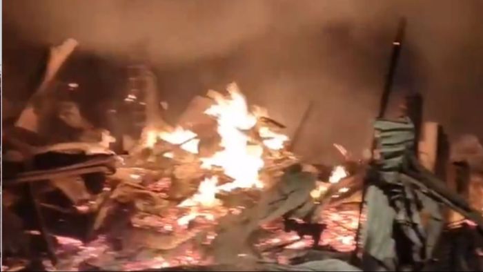 Major fire breaks out at Mumbai chawl, several houses gutted