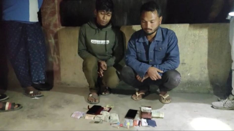 Assam: Two drug peddlers arrested in Baksa Assam: Two drug peddlers arrested in Baksa