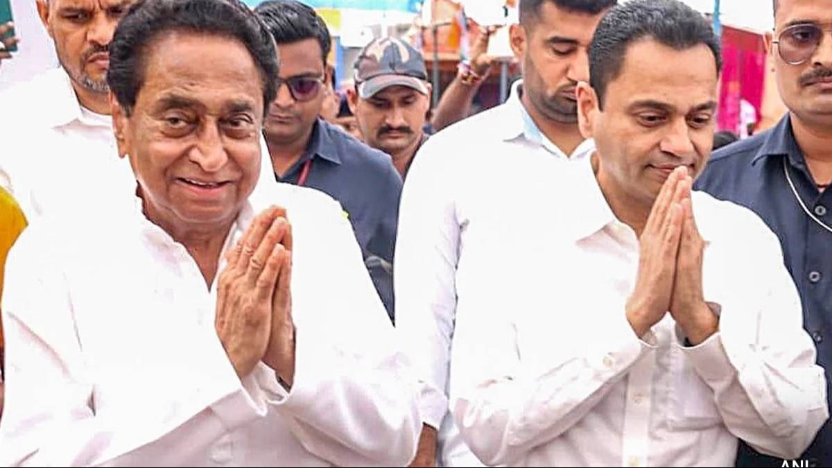 Kamal Nath loyalists reach Delhi amidst speculation, Digvijaya Singh takes swipe Kamal Nath loyalists reach Delhi amidst speculation, Digvijaya Singh takes swipe