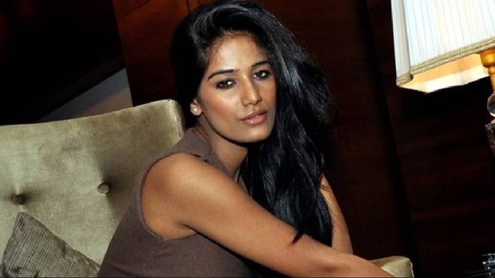 Poonam Pandey removes cervical cancer death hoax, drops cryptic post