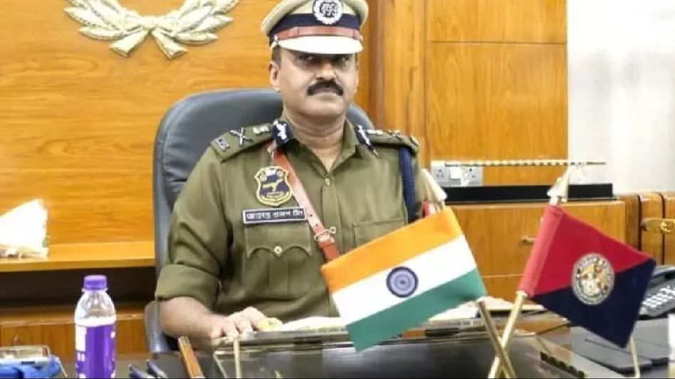 Assam DGP GP Singh arrives in Dibrugarh following major security breach in Dibrugarh Central Jail Assam DGP GP Singh arrives in Dibrugarh following major security breach in Dibrugarh Central Jail