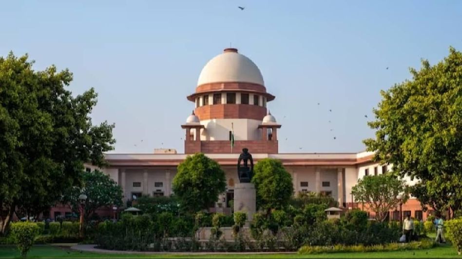 Supreme Court orders Centre to compensate dismissed military nurse with Rs 60 lakh Supreme Court orders Centre to compensate dismissed military nurse with Rs 60 lakh