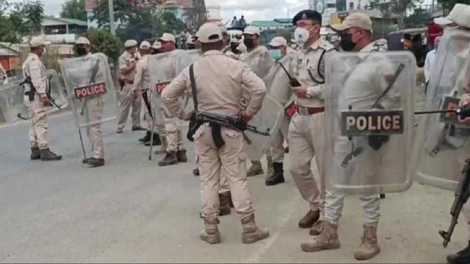 Manipur Police halts transfer of 177 personnel 'in view of crisis' Manipur Police halts transfer of 177 personnel 'in view of crisis'
