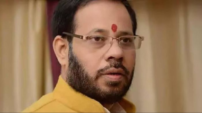 Samajwadi Party Chief whip resigns amid voting in UP for Rajya Sabha polls