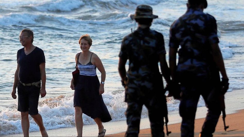 Sri Lanka issues two-week notice for Russians, Ukrainians on expired visas to leave Sri Lanka issues two-week notice for Russians, Ukrainians on expired visas to leave