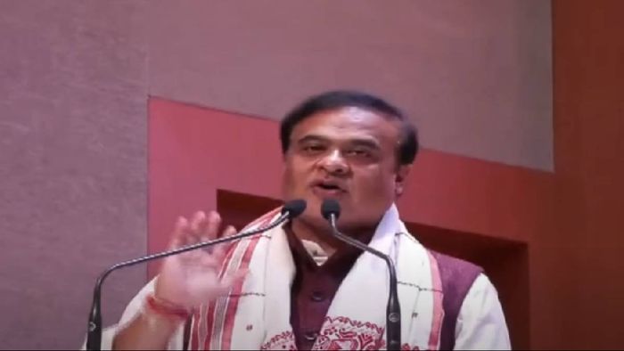 Himanta Biswa Sarma: Karyakartas dine with PM Modi; beyond imagination in Congress with Sonia and Rahul Gandhi