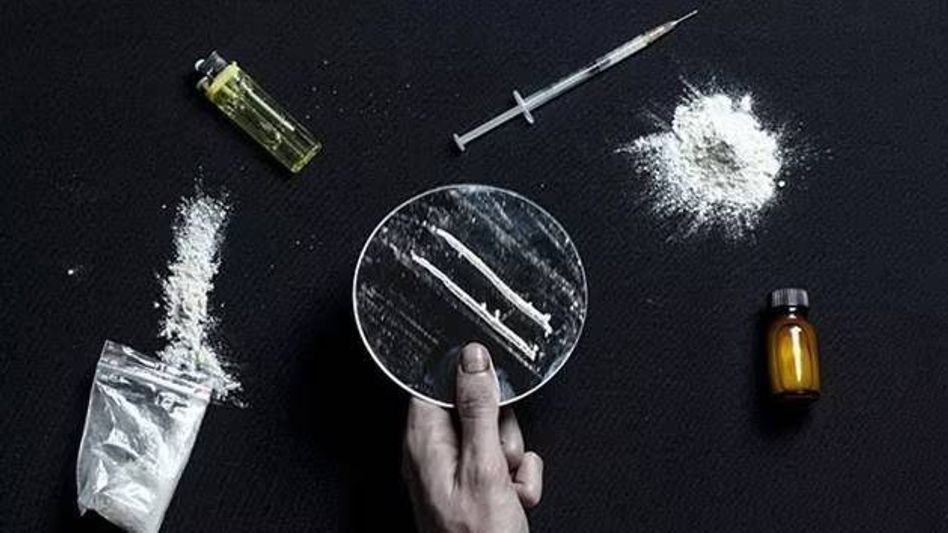 Mizoram: Heroin, beer worth Rs 2.25 crore seized, 5 held Mizoram: Heroin, beer worth Rs 2.25 crore seized, 5 held