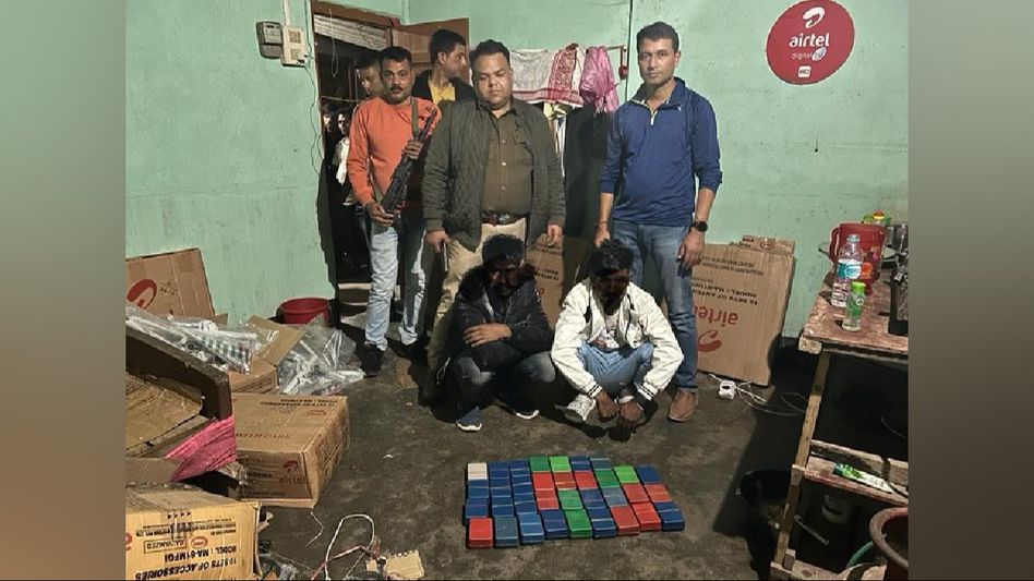 Assam: 34 soap boxes of suspected heroin seized by STF team, 2 drug peddlers apprehended Assam: 34 soap boxes of suspected heroin seized by STF team, 2 drug peddlers apprehended