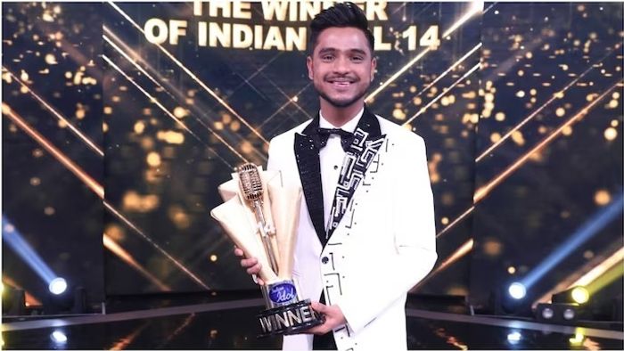 'Indian Idol', 'Vaibhav Gupta', 'Winner', 'Season 14', 'Shreya Ghoshal', 'Kanpur', 'Music', 'Singing', 'Competition', 'Reality Show'