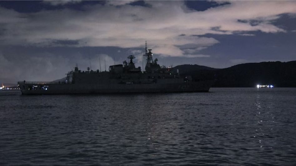 Yemen’s Houthis attack two US warships in Red Sea with naval missiles, drones Yemen’s Houthis attack two US warships in Red Sea with naval missiles, drones