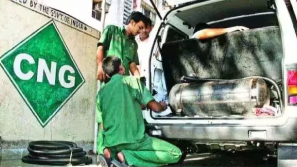 CNG prices slashed by Rs 2.5 per kg in Delhi-NCR. Check latest rate CNG prices slashed by Rs 2.5 per kg in Delhi-NCR. Check latest rate